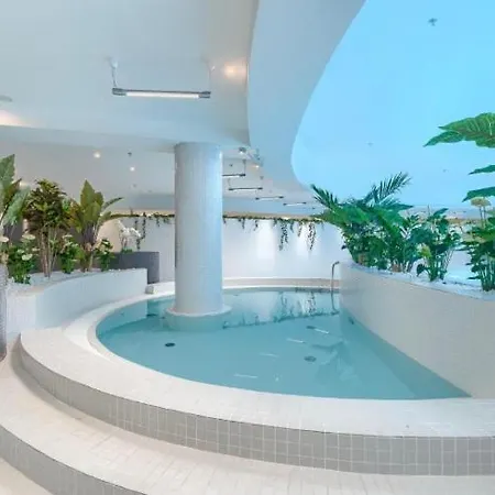 Appartement Hanza Tower Space & Pool & Sauna & Jacuzzi Szczecin